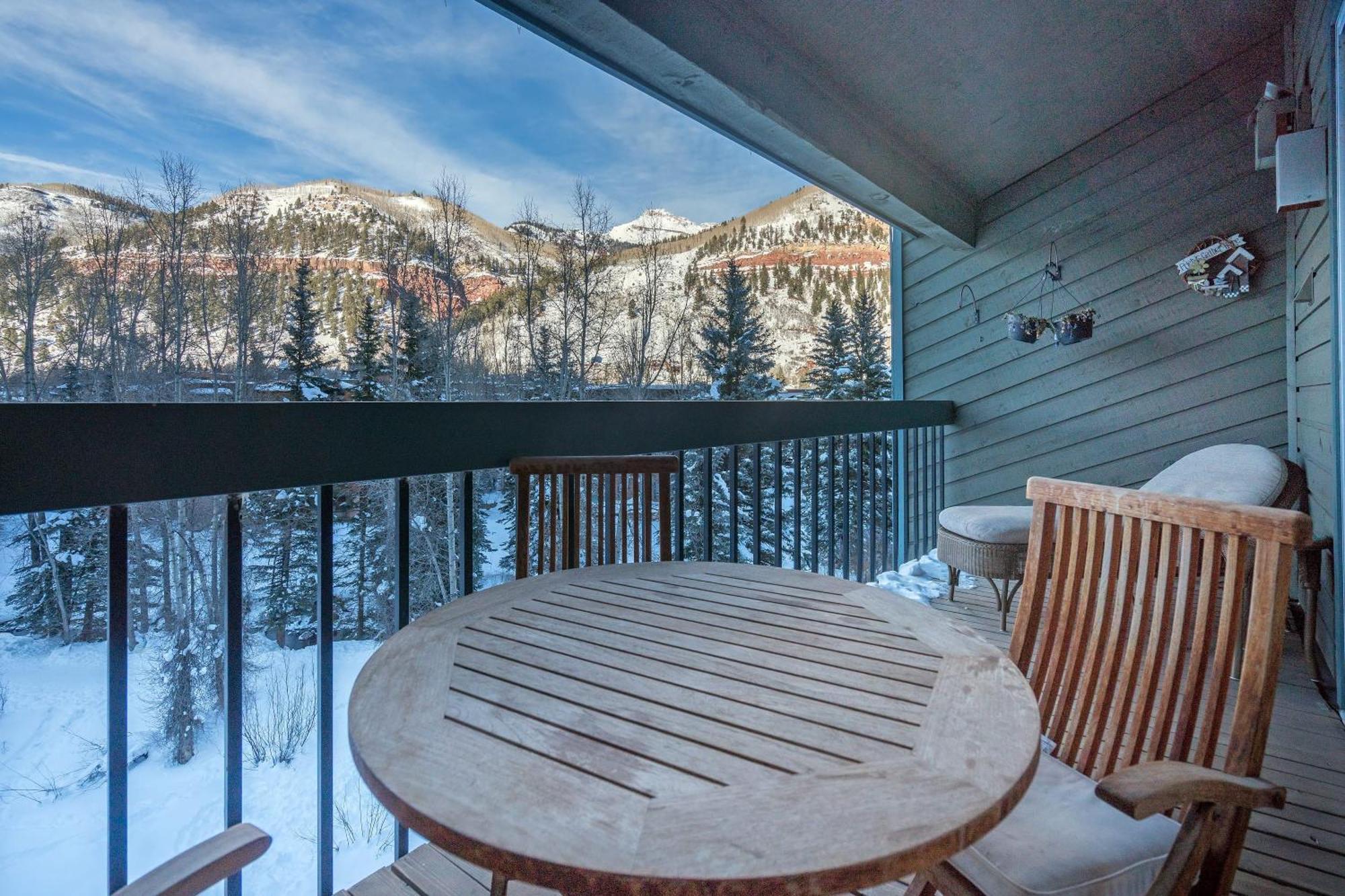 טלורייד Riverside Condos C202 By Avantstay Condo Close To Downtown Town Park Ski Lift 8 מראה חיצוני תמונה